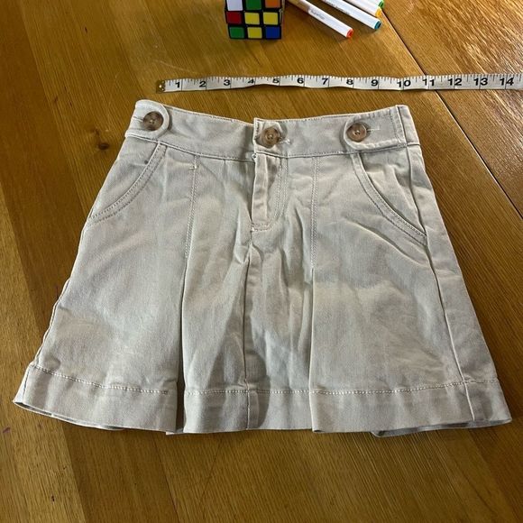 Old Navy school uniform skort - Picture 1 of 6